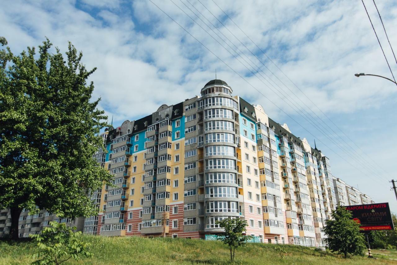 Люкс Апартамента На Харьковской Возле Тц Лавина Sumy Exteriér fotografie